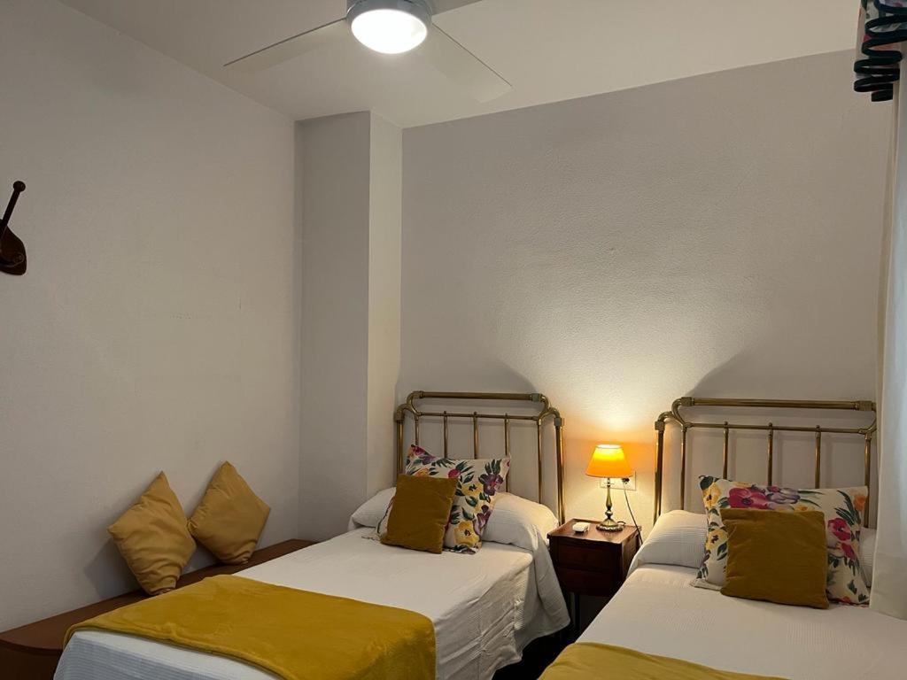 Lyrioshomes Precioso Apartamento Puerto De エステポナ エクステリア 写真